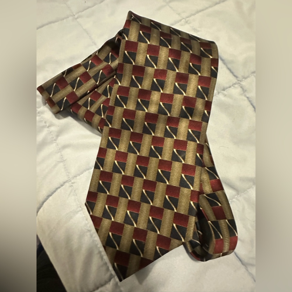 Gravelly Handmade Italian Men's Patterned Silk Tie-Deep Burgundy, Navy, Silver